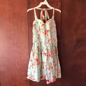 Floral patterned mini dress